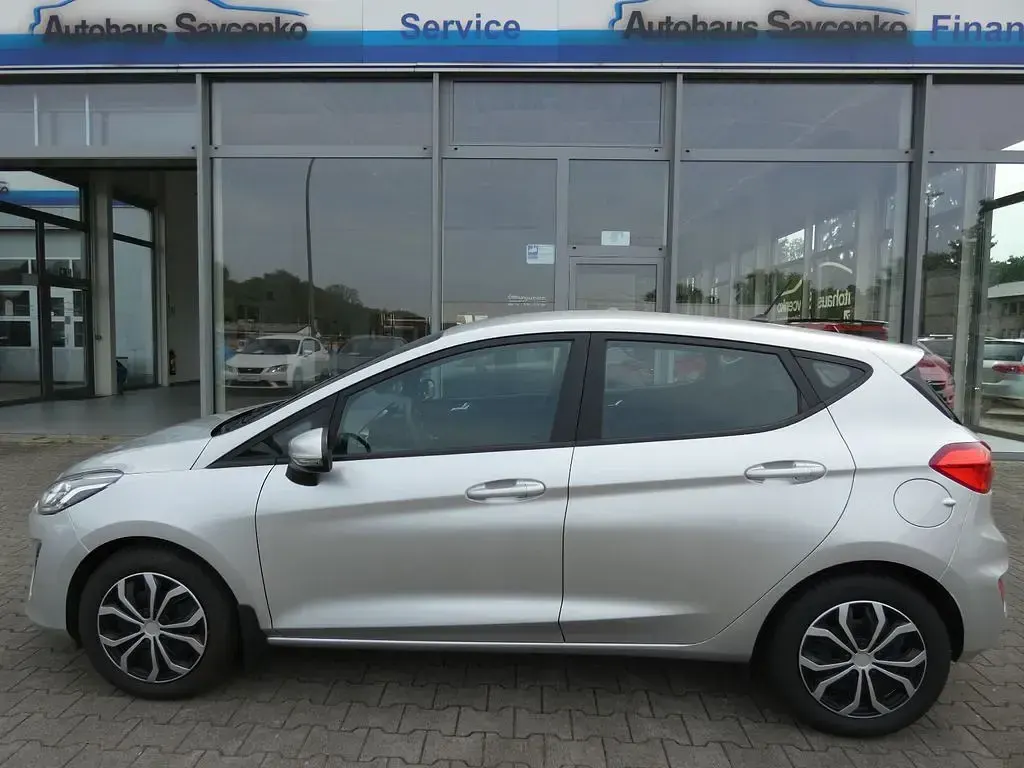 Gebraucht Ford Fiesta Cool & Connect 101 PS (74 kW) 2019 Silber Kleinwagen