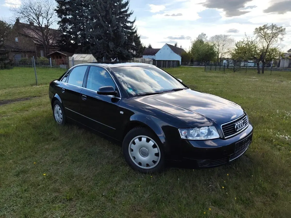 Gebraucht Audi A4 163 PS (119 kW) 2003 Schwarz Limousine