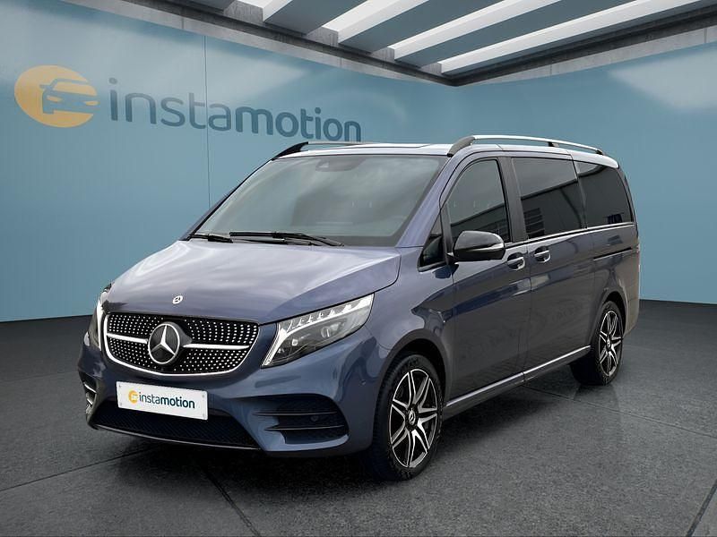Blau Gebraucht 2024 Mercedes V300 Van / Kleinbus | 67.349 € (Etwas zu teuer) - Bild 1/4