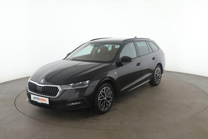 Schwarz Gebraucht 2021 Skoda Octavia Clever Kombi | 24.240 € (Teuer) - Bild 1/3