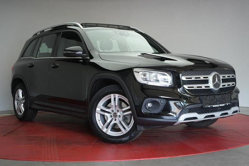 Schwarz Gebraucht 2021 Mercedes GLB220 Style SUV | 28.950 € (Fairer Preis) - Bild 1/4
