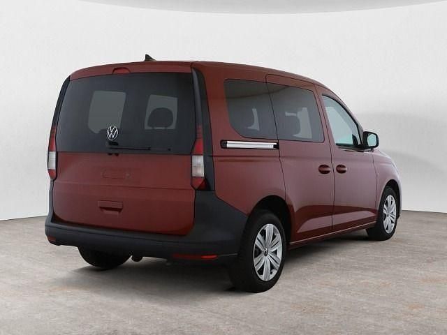 Second-hand VW Caddy Basis 102 CP (75 kW) 2025 Roșu Monovolum
