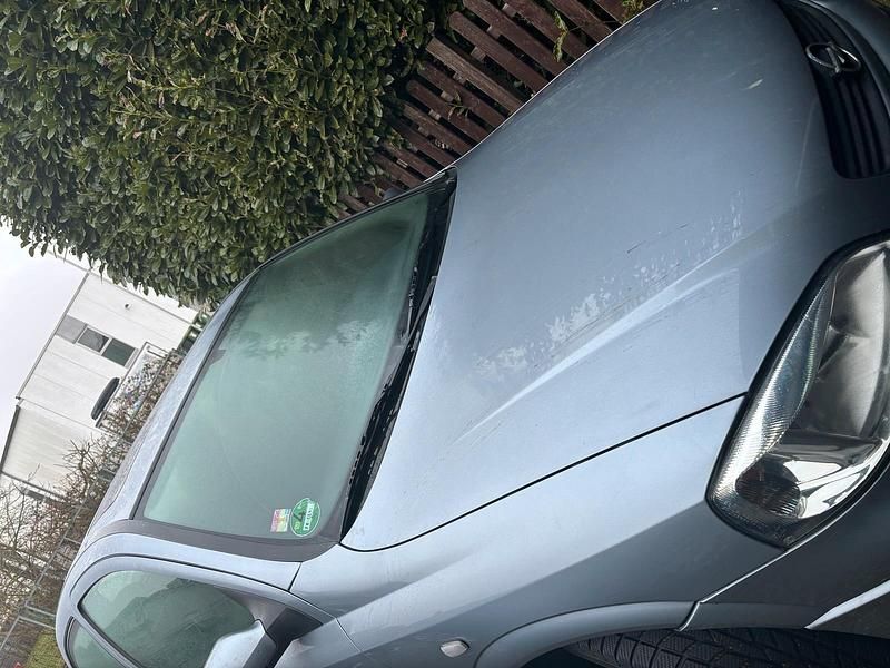 Gebraucht Opel Astra 103 PS (75 kW) 2004 Silber Kleinwagen