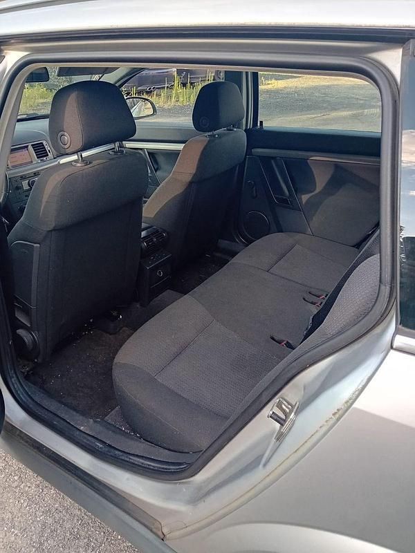 Gebraucht Opel Vectra 150 PS (110 kW) 2006 Schwarz Kombi