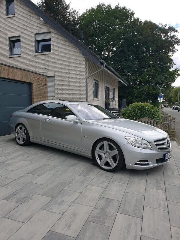 Silber Gebraucht 2010 Mercedes CL500 Coupé | 15.900 € (Superpreis) - Bild 1/4