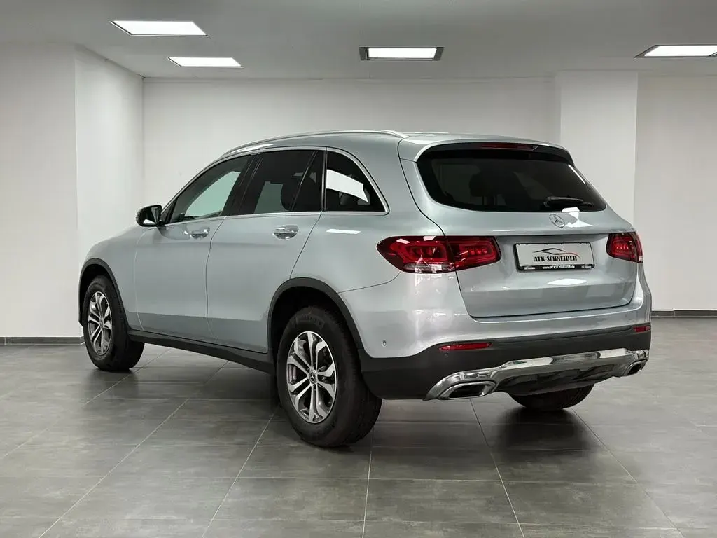 Gebraucht Mercedes GLC220 194 PS (142 kW) 2020 Silber SUV