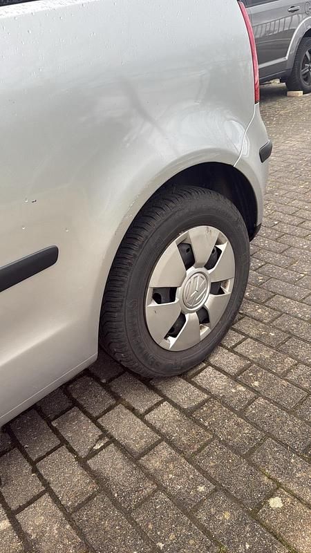 Gebraucht VW Polo 64 PS (47 kW) 2005 Silber Kleinwagen