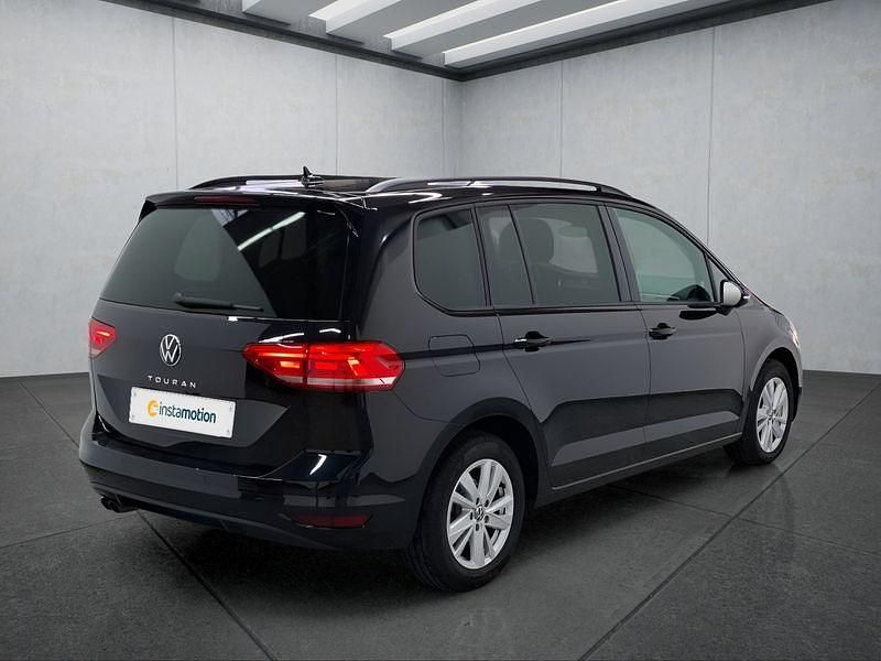 Gebraucht VW Touran 150 PS (110 kW) 2025 Schwarz Van / Kleinbus