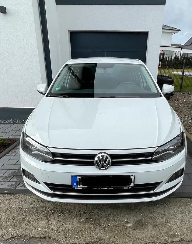Gebraucht VW Polo 95 PS (69 kW) 2019 Weiß Kleinwagen