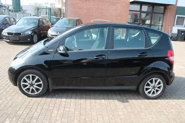 Gebraucht Mercedes A160 Edition 95 PS (69 kW) 2010 Schwarz Limousine