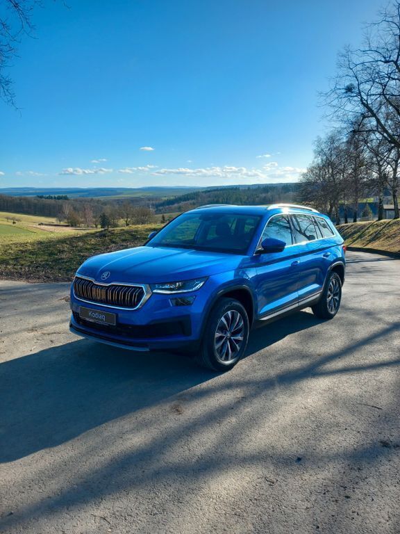 Blau Gebraucht 2024 Skoda Kodiaq Style SUV | 35.450 € (Superpreis) - Bild 1/4