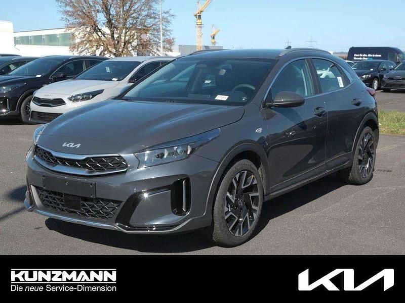 Grau pentametal metallic Gebraucht 2025 Kia XCeed Vision SUV | 27.780 € (Guter Preis) - Bild 1/4