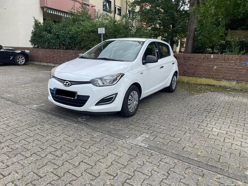 Gebraucht 2014 Hyundai i20 Kleinwagen | 4.950 € (Guter Preis) - Bild 1/4