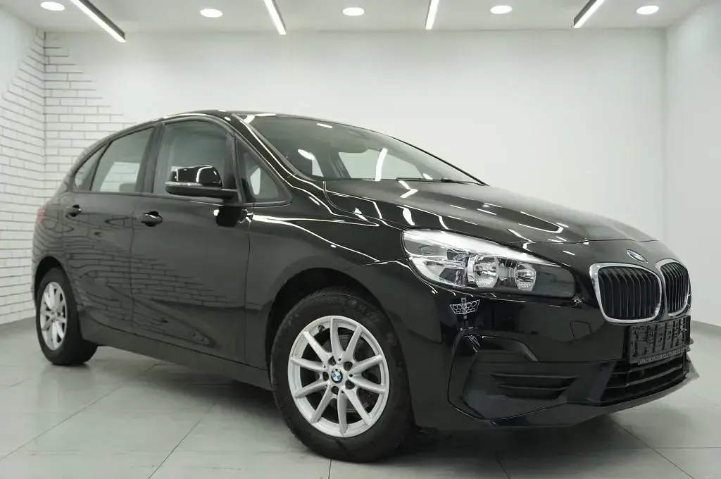 Gebraucht BMW 216 Active Tourer 116 PS (85 kW) 2019 Schwarz Van / Kleinbus