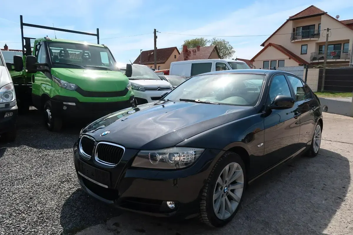 Usata BMW 320 170 CV (125 kW) 2008 Nero Berlina