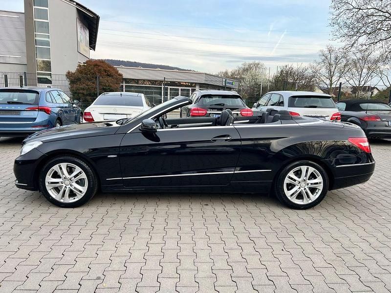 Gebraucht Mercedes 250 Avantgarde 204 PS (150 kW) 2010 Schwarz Cabrio