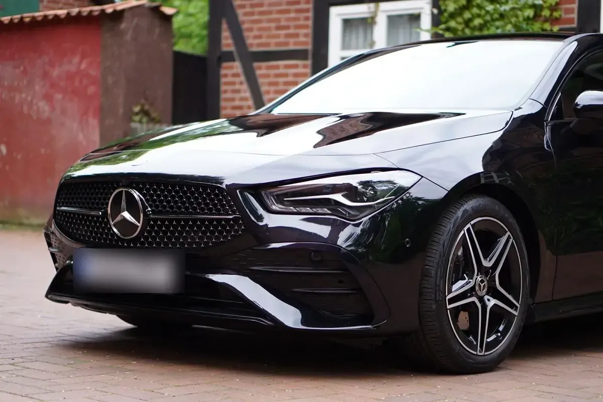 Gebraucht Mercedes CLA220 AMG 190 PS (139 kW) 2023 Schwarz Coupé