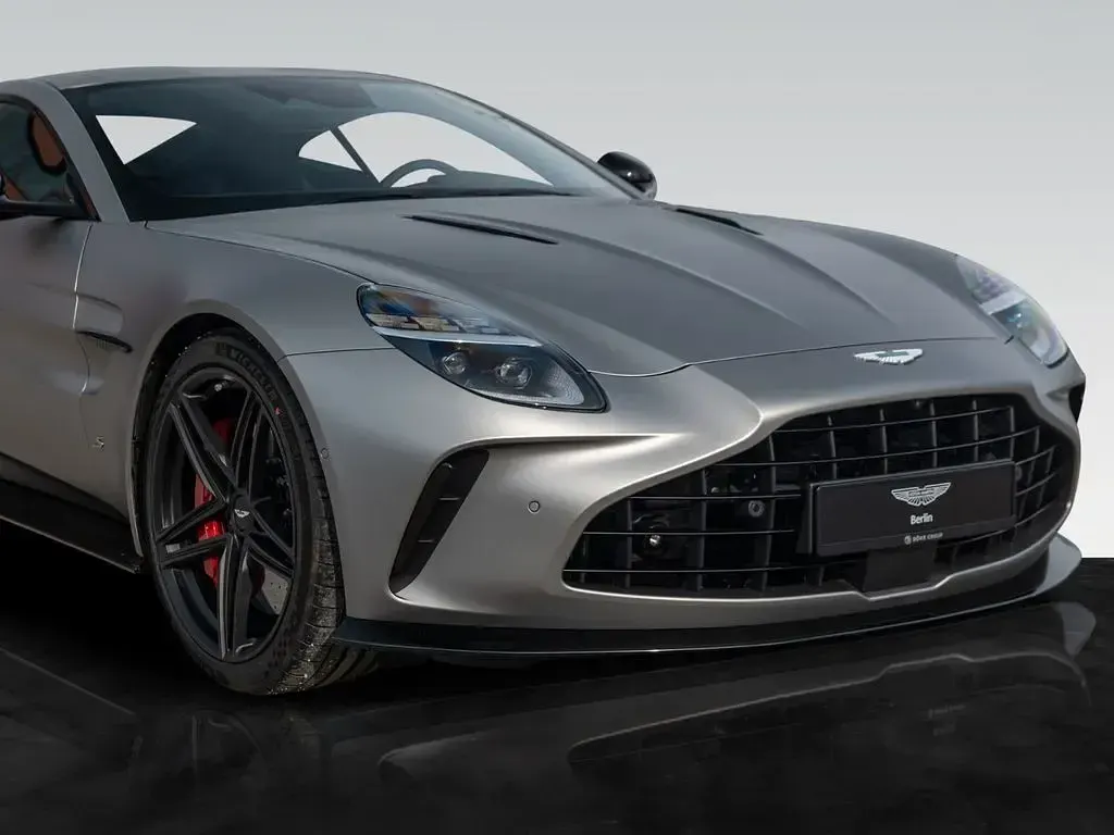 Nowe Aston Martin Vantage 680 KM (500 kW) 2026 Srebrny Coupe