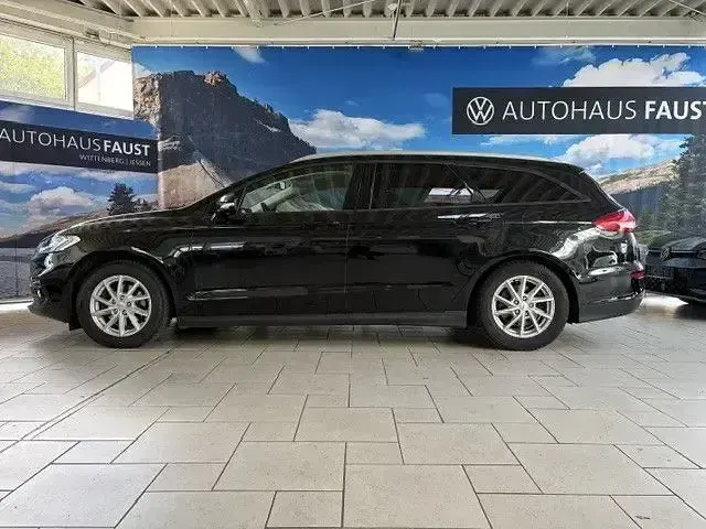 Gebraucht Ford Mondeo Business Edition 150 PS (110 kW) 2019 Schwarz Limousine