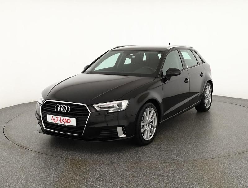 Schwarz Gebraucht 2019 Audi A3 Comfort Limousine | 19.490 € (Fairer Preis) - Bild 1/4