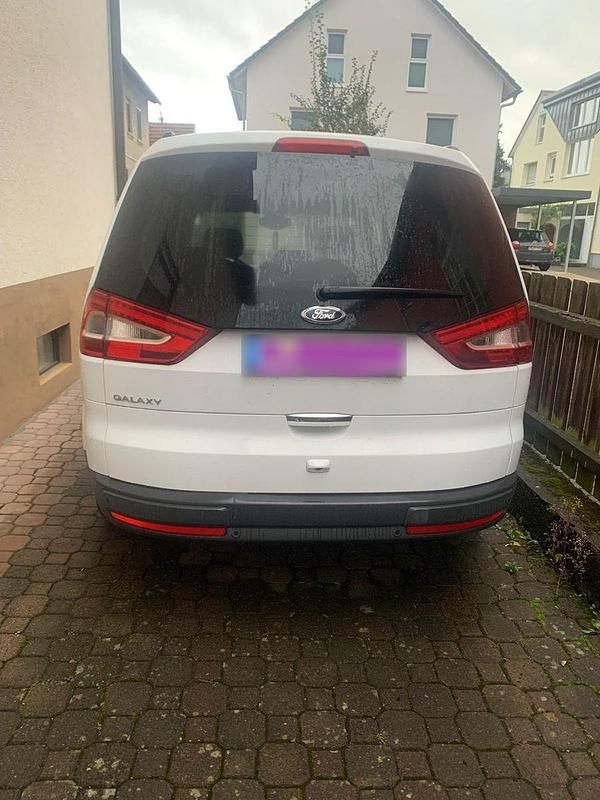Gebraucht Ford Galaxy Titanium 163 PS (119 kW) 2014 Weiß Van / Kleinbus