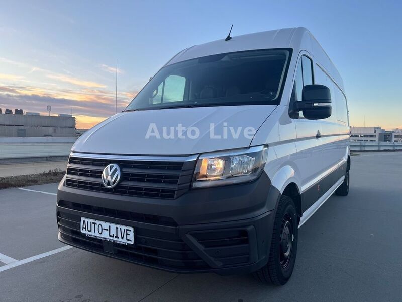 Weiß Gebraucht 2023 VW Crafter Van | 29.990 € (Fairer Preis) - Bild 1/4
