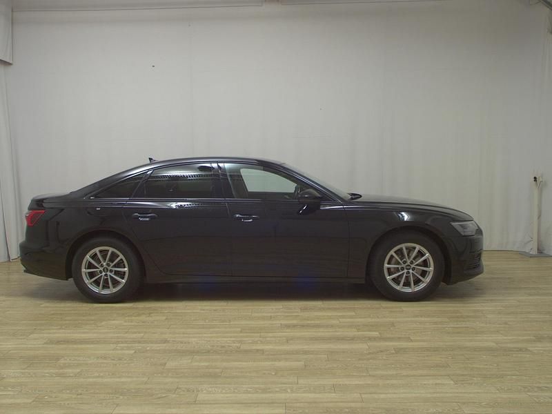 Schwarz Gebraucht 2021 Audi A6 Ambiente Limousine | 31.480 € (Fairer Preis) - Bild 1/4
