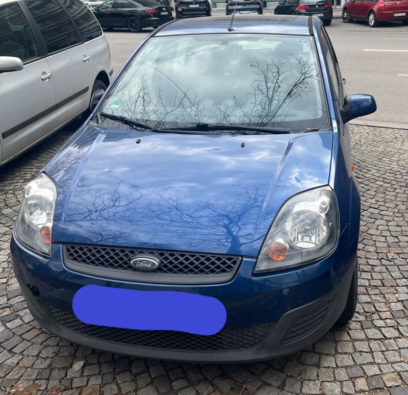 Blau Gebraucht 2006 Ford Fiesta Kleinwagen | 1.750 € (Fairer Preis) - Bild 1/4