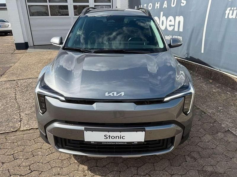 Neu Kia Stonic 116 PS (85 kW) 2026 Sparklingsilber SUV