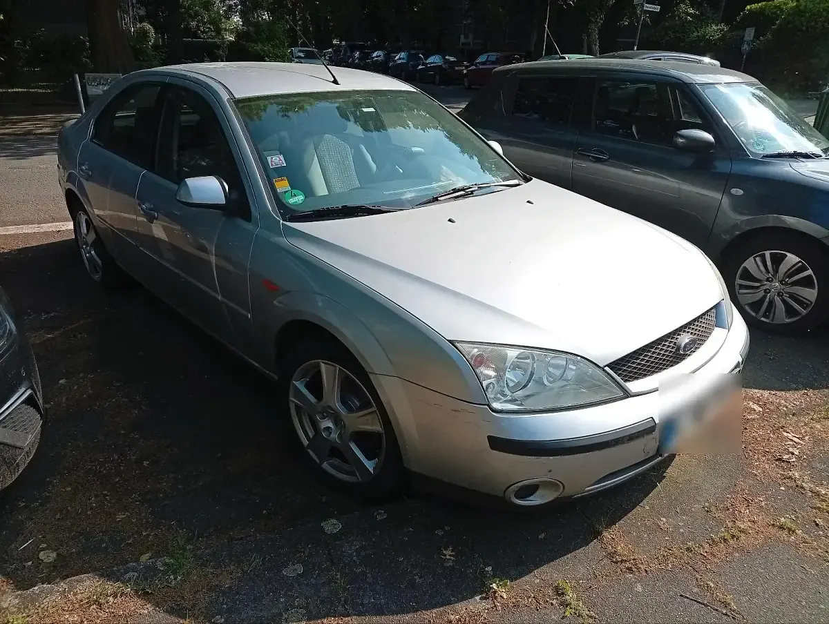 Gebraucht Ford Mondeo 2001 Silber Limousine