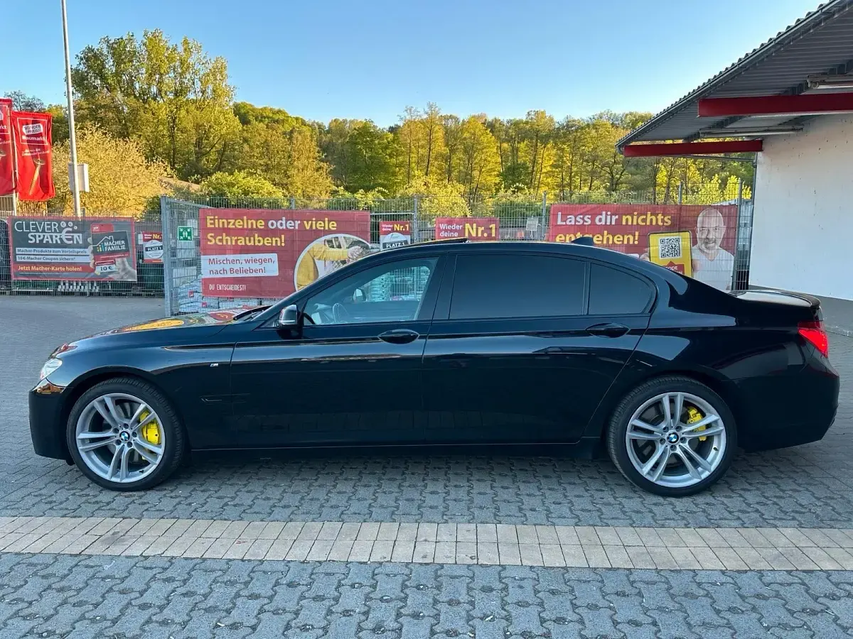 Gebraucht BMW 750L M Sport 381 PS (280 kW) 2013 Schwarz Limousine