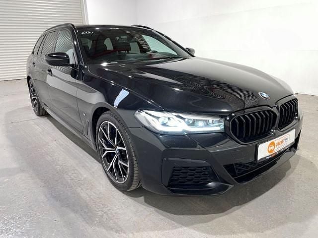Gebraucht BMW 540 M Sport 340 PS (250 kW) 2021 Saphirschwarz Kombi