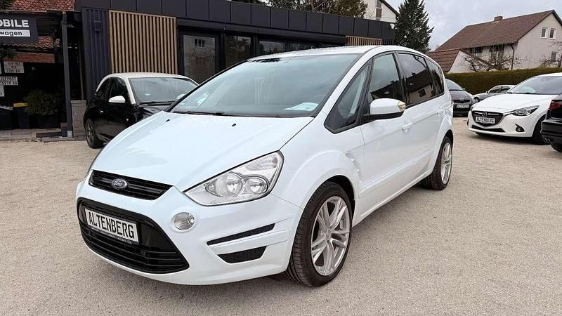 Gebraucht Ford S-MAX S 140 PS (102 kW) 2012 Weiß Van / Kleinbus