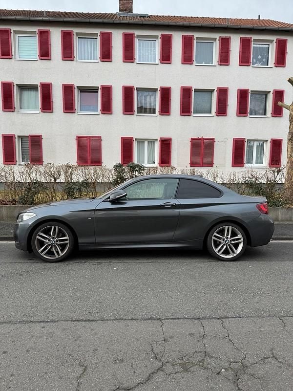 Gebraucht BMW 220 M Sport 190 PS (139 kW) 2016 Grau Coupé