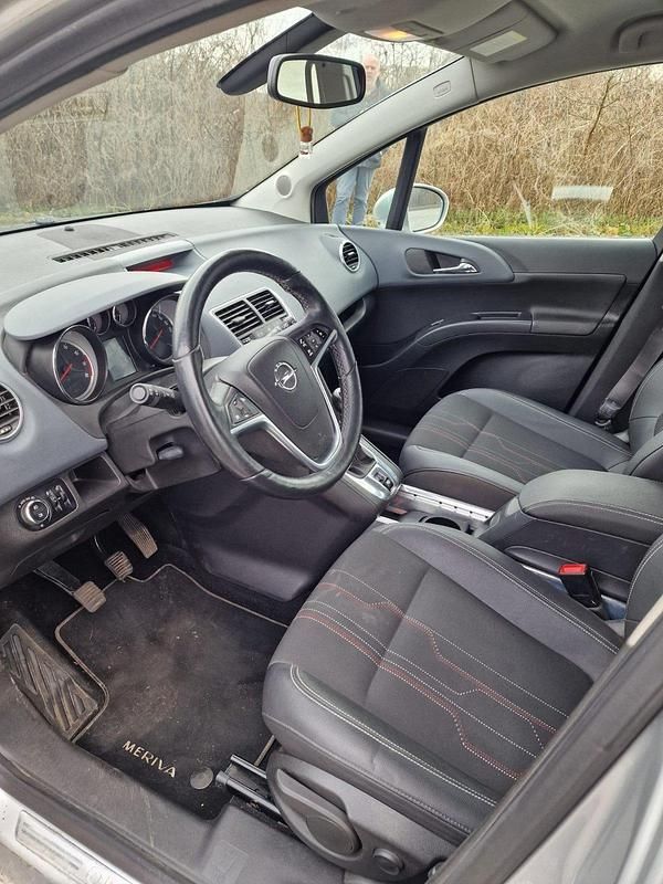 Gebraucht Opel Meriva 120 PS (88 kW) 2010 Silber Van / Kleinbus