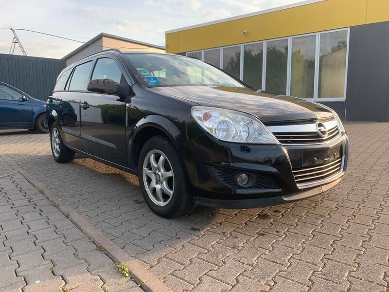 Gebraucht Opel Astra Selection 116 PS (85 kW) 2009 Schwarz Kombi