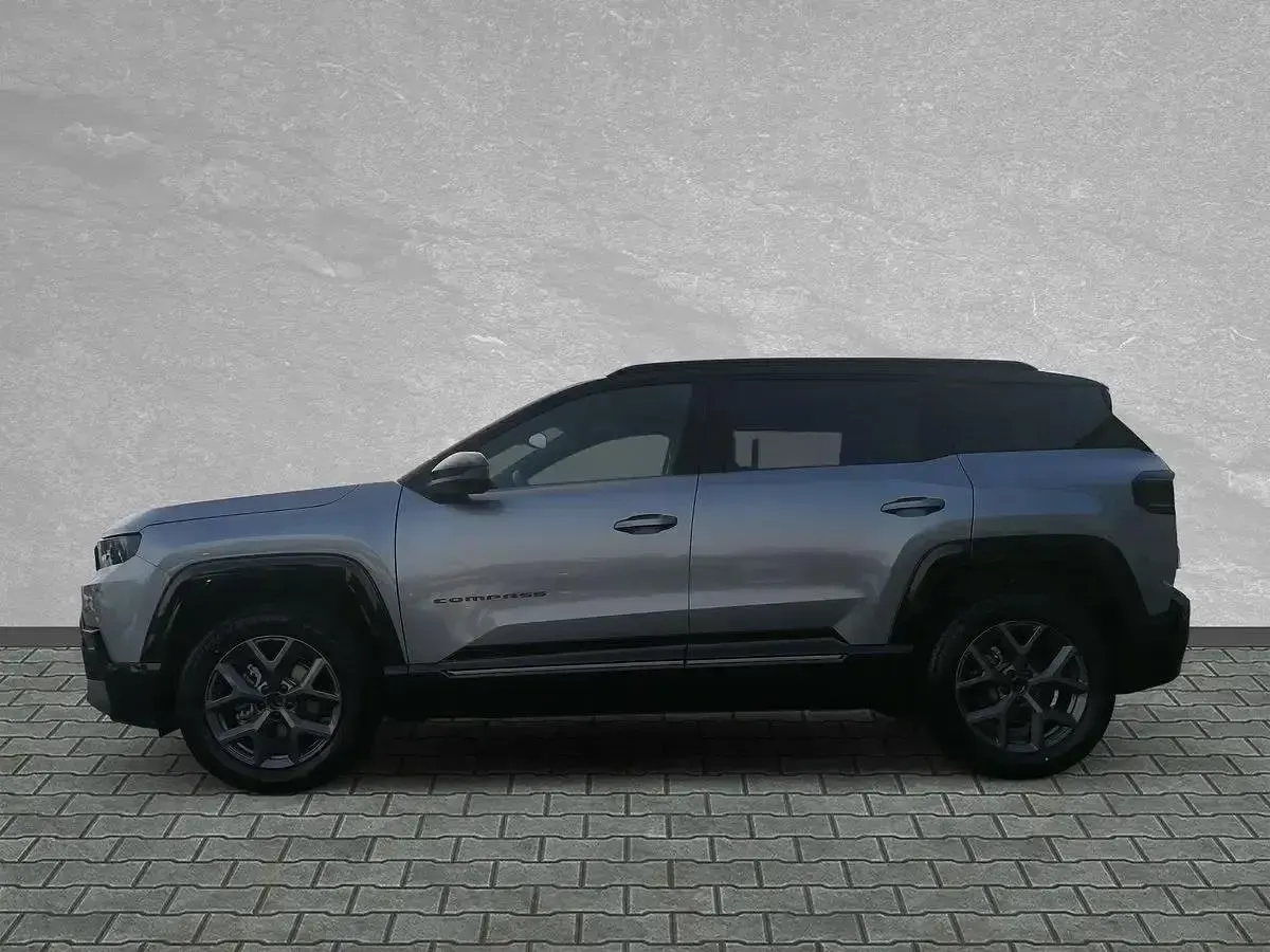 Gebraucht Jeep Compass 145 PS (106 kW) 2025 Yosemite grey SUV