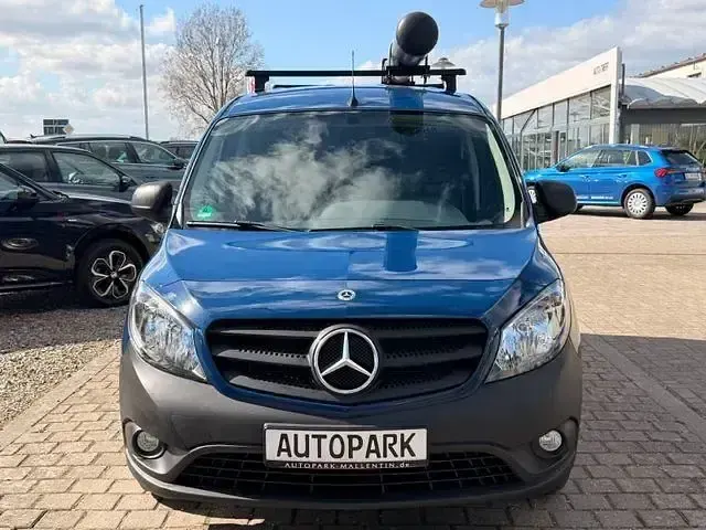 Gebraucht Mercedes Citan 108 80 PS (58 kW) 2021 Blau Van / Kleinbus