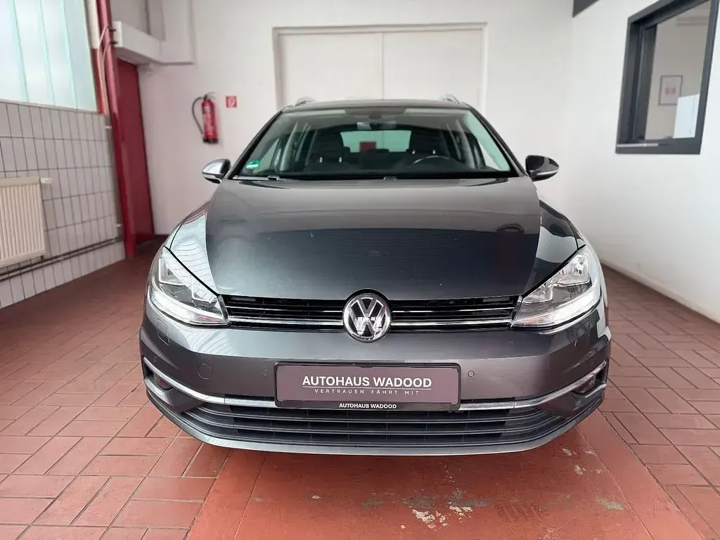 Gebraucht VW Golf VII Join 116 PS (85 kW) 2018 Grau Kombi