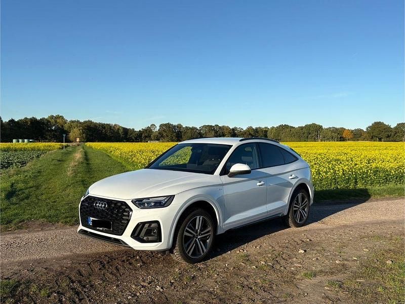 Weiß Gebraucht 2022 Audi Q5 Sportback S-Line SUV | 40.900 € (Superpreis) - Bild 1/4