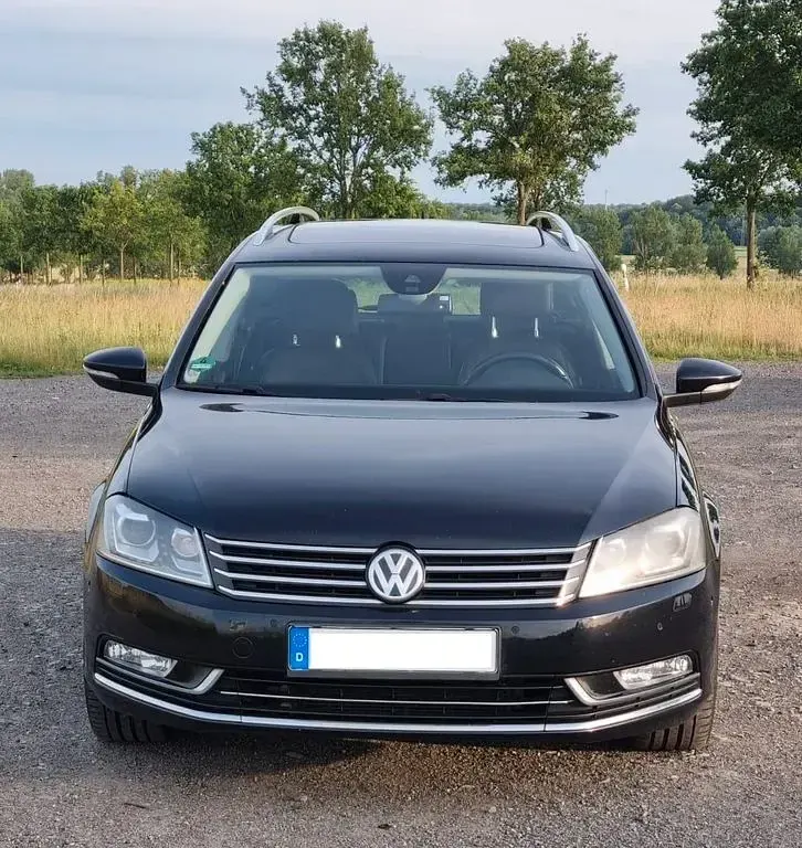 Gebraucht VW Passat Highline 299 PS (219 kW) 2011 Schwarz Kombi