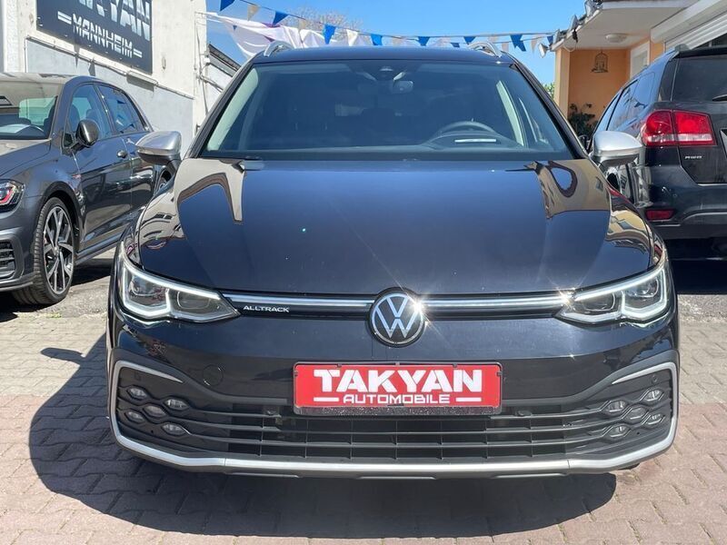Gebraucht VW Golf Alltrack 200 PS (147 kW) 2021 Deep black perleffekt Kombi