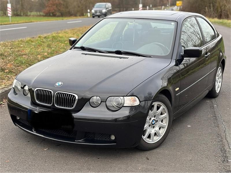 Schwarz Gebraucht 2003 BMW 320 M Sport | 3.800 € (Superpreis) - Bild 1/4