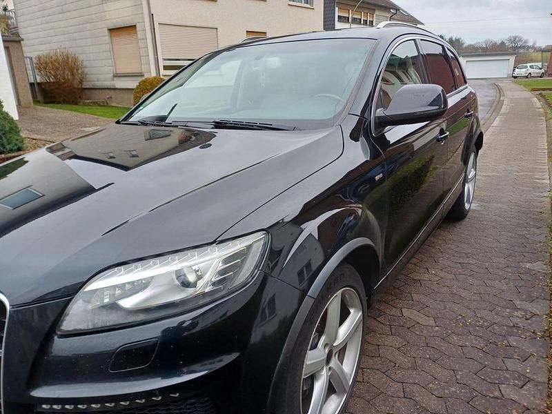 Gebraucht Audi Q7 Ambiente 340 PS (250 kW) 2010 Schwarz SUV
