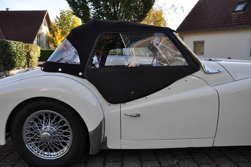 Gebraucht Triumph TR3 101 PS (74 kW) 1959 Weiß Cabrio