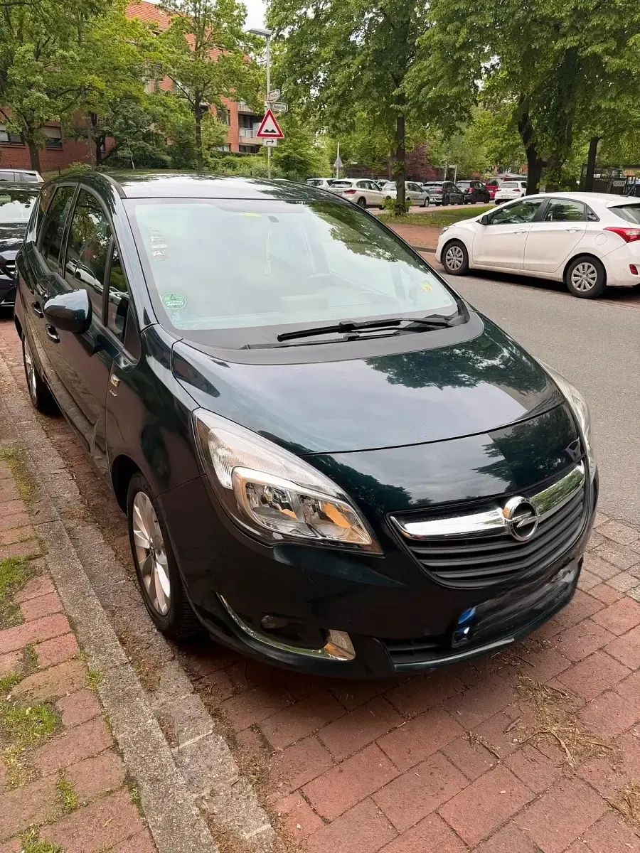 Używany Opel Meriva 110 KM (80 kW) 2016 Zielony Minivan