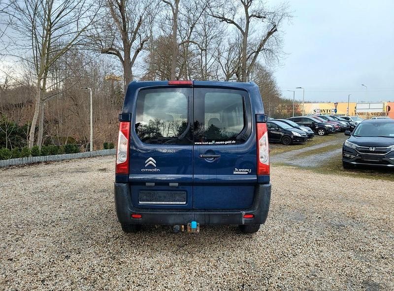 Gebraucht Citroën Jumpy 128 PS (94 kW) 2013 Blau Van / Kleinbus