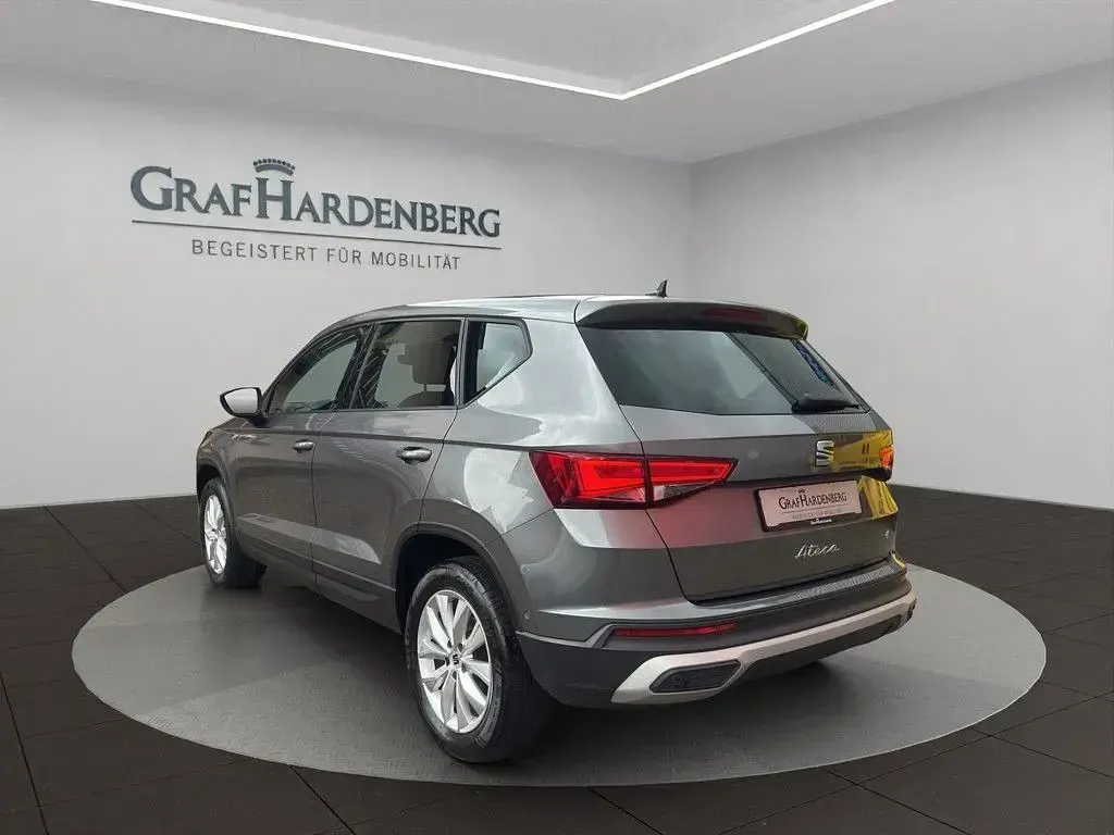 Gebraucht Seat Ateca Style 150 PS (110 kW) 2022 Grau SUV
