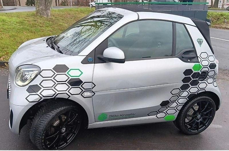 Gebraucht Smart ForTwo Coupé 60 kW (82 PS) 2022 Silber Cabrio