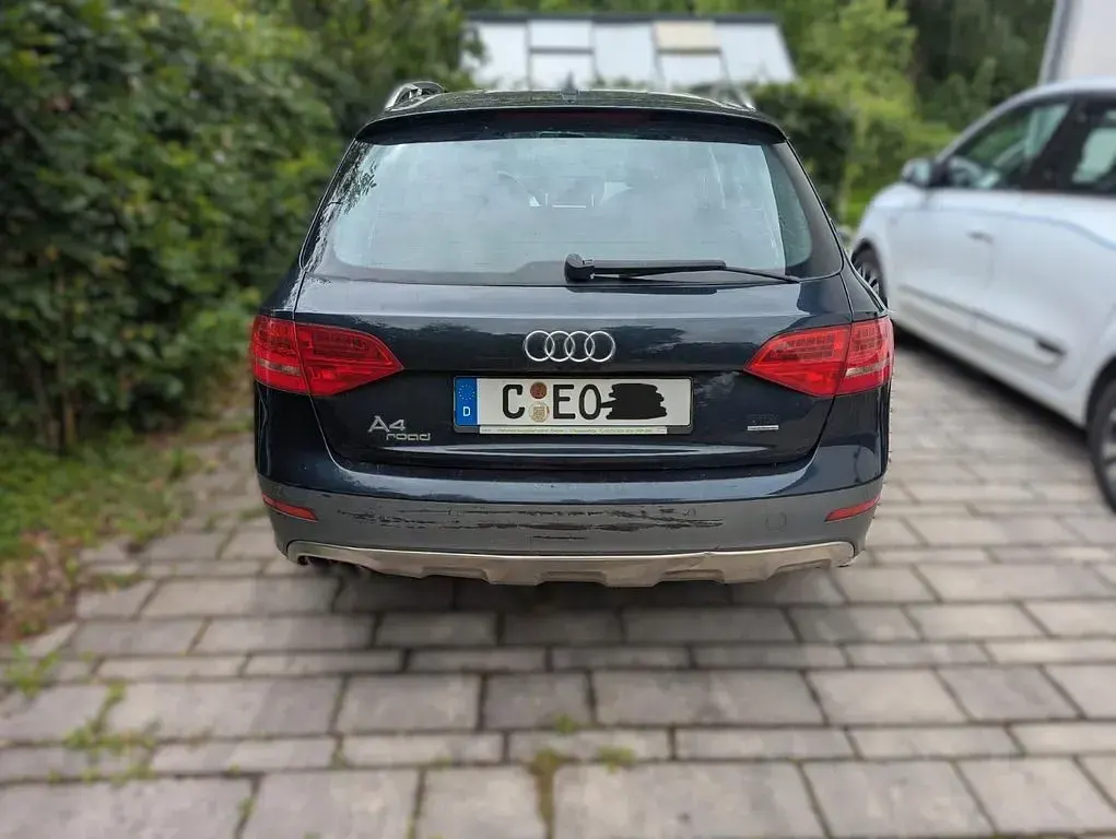 Gebraucht Audi A4 Allroad 170 PS (125 kW) 2011 Blau Kombi
